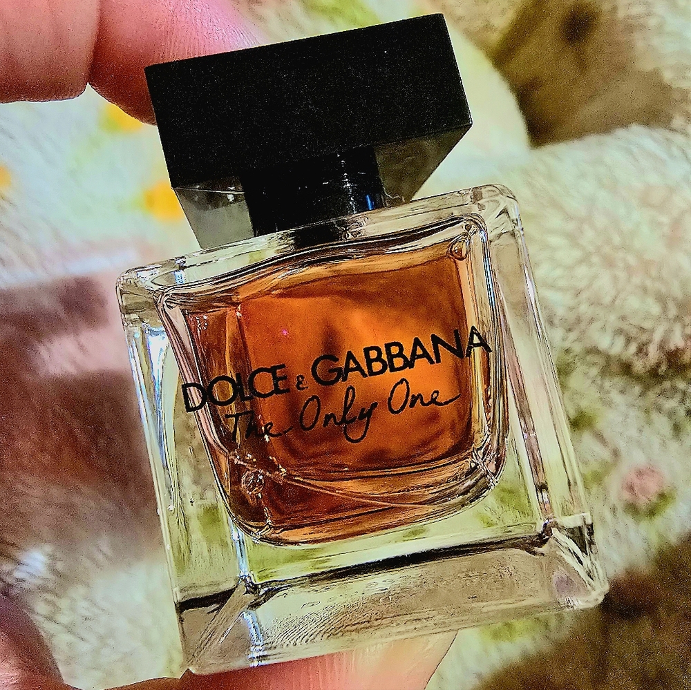 Dolce&Gabbana THE ONLY ONE Mini Travel Size  7.5ml/ .25 oz